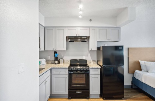 Fort Bay Casa | Ocean/Gulf View Suite at Sugar Sands Beachfront Hotel, a By The Sea Resort