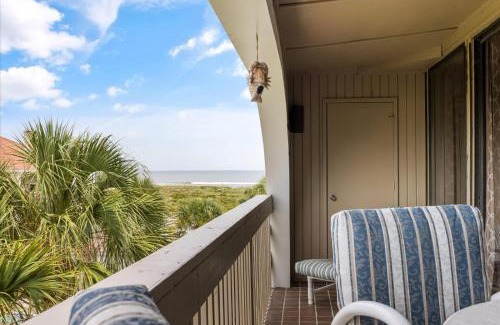 Butler Beach Casa | Ocean Hibiscus - Oceanfront Resort