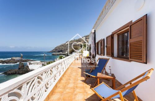 Tacoronte Casa | Ocean House El Pris, by Nivariahost