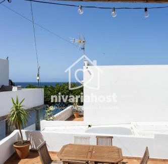 Tacoronte Casa | Ocean House El Pris, by Nivariahost