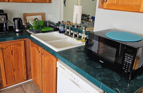 Ocean Isle Beach Casa | Ocean Isle Beach-Intracoastal Waterway / Muelles de pesca / rampa para botes / Golf / Se aceptan mascotas
