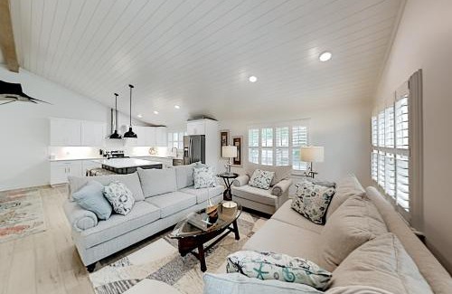 Ocean Isle Beach Casa | Ocean Isle Hidden Retreat A and B