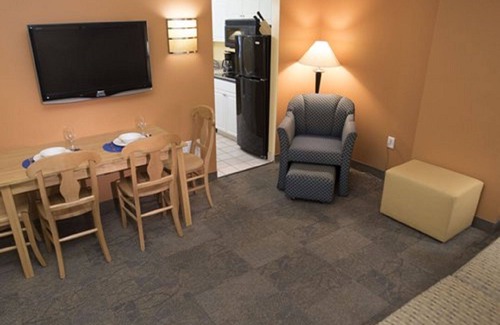 Northeast Virginia Beach Complejo | Ocean Key Resort junto a Rudee Inlet