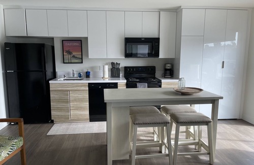 Pierpont Bay Apartamento | **OCEAN LOCATION**2 MIN WALK TO OCEAN** COMPETITIVELY PRICED***