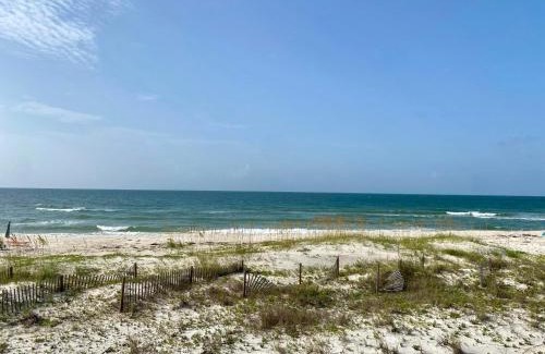 East End Casa | Ocean Mile F-4