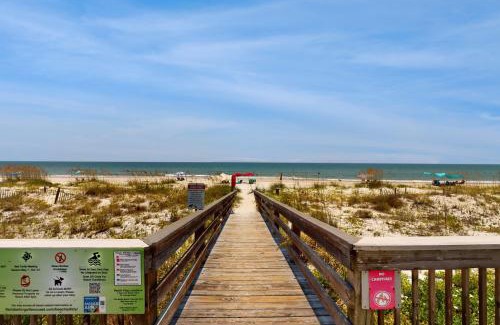 East End Casa | Ocean Mile L7 Gulf Beach Getaway