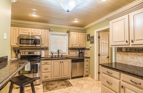 Laguna Beach Casa | Ocean Mist|Laguna Beach|1block2beach|Sleeps6|DogOK