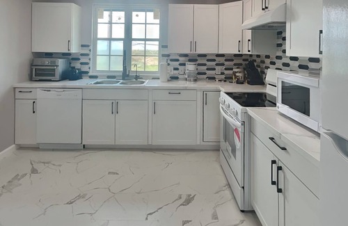 Bermuda Beach Casa | Ocean Oasis | Pet-friendly, Water Views