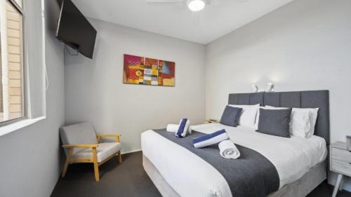 Coffs Harbour Apartamento | Ocean Parade 9 - Cafes, Stroll to beach, BBQ, Pool