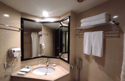 Cox's Bazar Hotel | Ocean Paradise Hotel & Resort