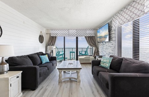 Myrtle Beach Hotel | Ocean Park Resort 1122 & 1124 Combo