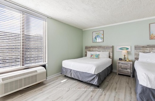Myrtle Beach Hotel | Ocean Park Resort 1122 & 1124 Combo
