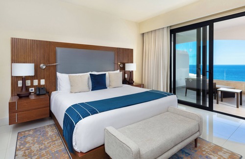 Centro de San José del Cabo Complejo | Ocean/Pool View 1 Bedroom at La Valencia Beach Resort & Spa