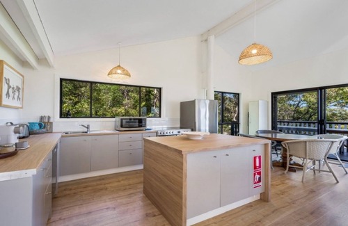Killcare Heights Casa | 'Ocean Ridge at Killcare' by Accom Holidays