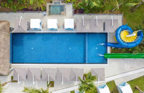 Port Chambly Complejo | Ocean's Creek Beach Hotel