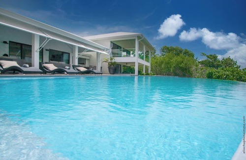 Le Francois Villa | Villa Ocean House, large pool and sea view
