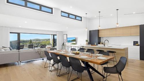 Fingal Bay Casa | Ocean Scene