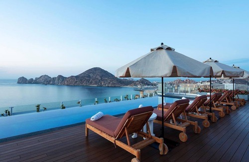 Ildefonso Green Apartamento | Ocean side 2 Bedroom Suite with balcony located in the heart of Cabo San Lucas!!