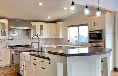 Vista Casa | Ocean sunset view heated pool game room sleeps 14