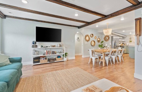 Rexburg Apartamento | Ocean-Themed Family Getaway in Downtown Rexburg | Sleeps 12 | BYU-Idaho Nearby