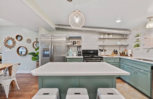 Rexburg Apartamento | Ocean-Themed Family Getaway in Downtown Rexburg | Sleeps 12 | BYU-Idaho Nearby