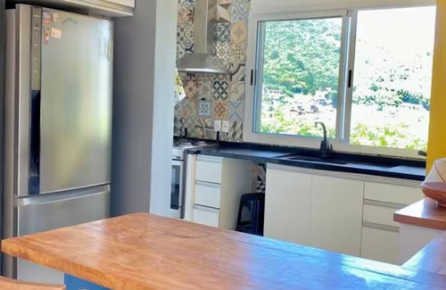 Sambaqui Casa | Ocean view/Sambaqui Holiday Home