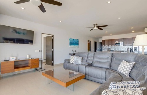Libertad Condominio | Ocean View, 2 Infinity Pools, Pedregal, Walkable
