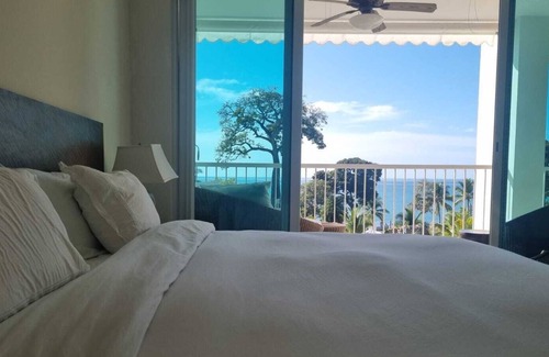 Rio Hato Condominio | This condominium is a 3 bedroom(s), 3.5 bathrooms, located in Bijao, Cocle.