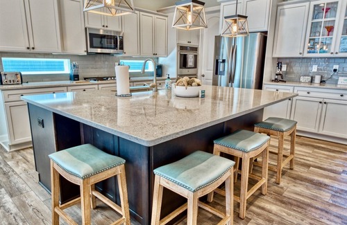 Frankford Casa | Ocean View * 5BR Luxury Single Family House w 4.5 Bathrooms