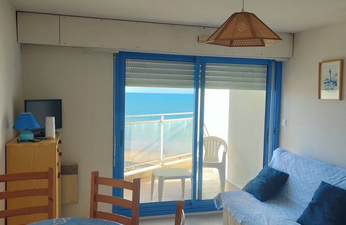 Longeville-sur-Mer Condominio | Ocean view apartment for rent for 4 people with all comforts