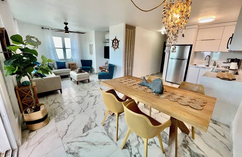 Tierras Nuevas Saliente Apartamento | Ocean View Apartament with Patio/ BBQ / WIFI, BeachFront