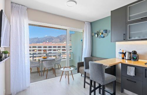 Santiago del Teide Apartamento | Ocean View Arenas Negras, Newly Renovated