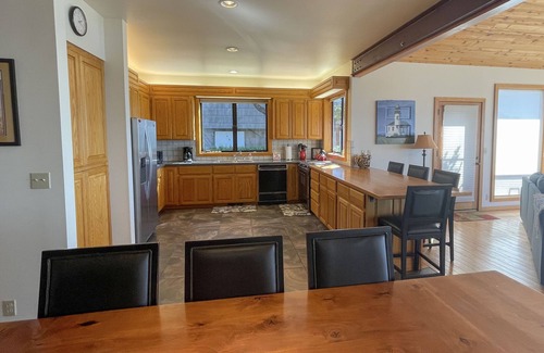 Bandon Casa | Ocean View at Face Rock: Stunning view of Face Rock with 4 bedrooms & 4 baths