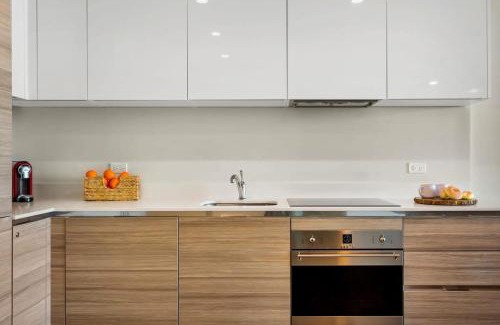 Hollywood Lakes Apartamento | Ocean View - Balcony - Hollywood Beach Broad-walk