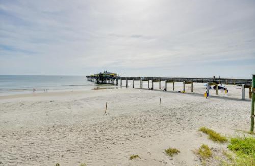 Daytona Beach Shores Apartamento | Ocean-View Condo with Balcony on Daytona Beach!