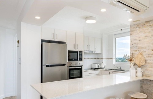 Burleigh Heads Apartamento | Ocean View Coastal Haven in Burleigh