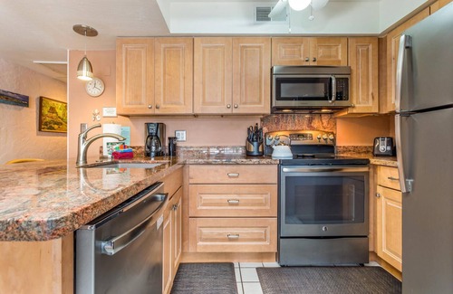 Kailua-Kona Condominio | Vista al mar | AC & WIFI incluido | Gran valor | A partir de $ 99 / n