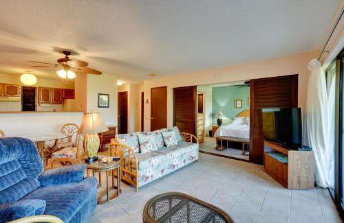 Maunaloa Apartamento | Ocean-View Condo with Pool in Maunaloa!