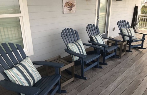 Bald Head Island Casa | Ocean View - Family Friendly - Steps to Beach