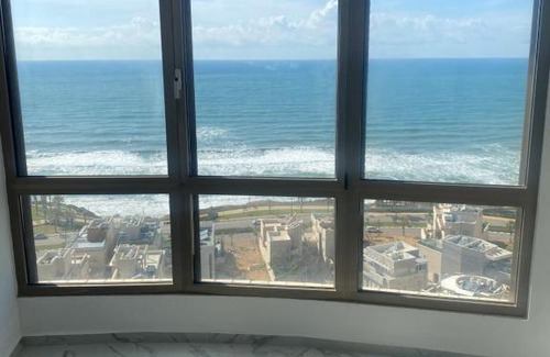 Netanya Apartamento | Ocean view in Netanya דירות על הים בנתניה