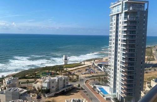 Netanya Apartamento | Ocean view in Netanya דירות על הים בנתניה