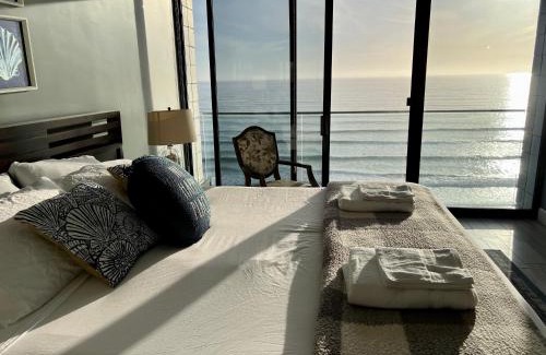 North Pacific Beach Apartamento | Ocean View Luxury Condo Oceanfront and Pool