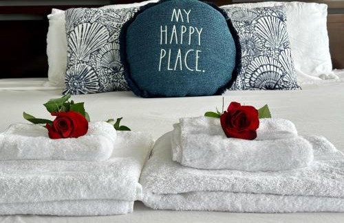 North Pacific Beach Apartamento | Ocean View Luxury Condo Oceanfront and Pool