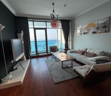 Rumailah Apartamento | Ocean View Luxury Suites