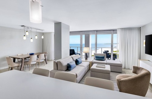 Marco Island Complejo | Ocean View Marriott's Crystal Shores Resort 2-BDRM Villa Beachfront Marco Island