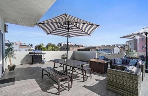 South Mission Beach Casa | Ocean View Paradise w Private Patio & Spa