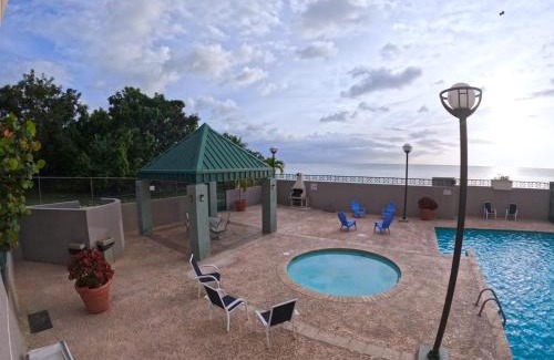 Guanajibo Apartamento | Ocean View, Pool, Gym, Basketball Court, Wifi