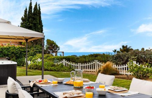 Hidden Valley Casa | Ocean View Retreat Firepit & Spacious Yard