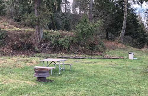 Port Angeles Alquiler De RV | Sitio de RV, Península Olímpica frente a la playa - C1