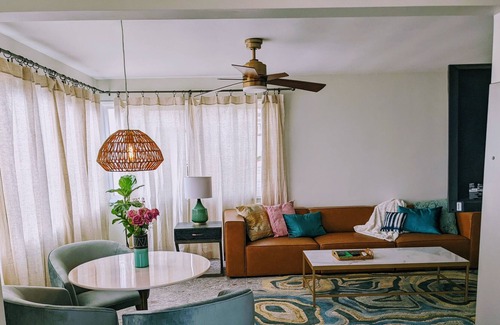 El Porto Apartamento | Ocean View, Steps to the Beach